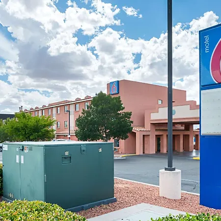 Motel 6-Page, AZ