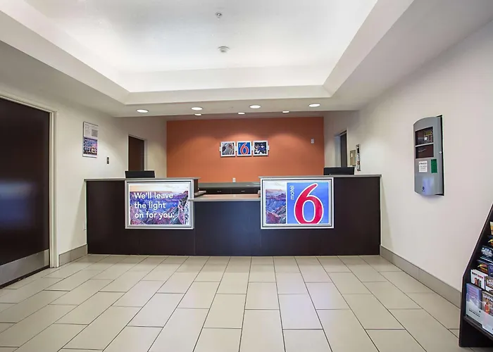6-page, Az Hotel 4*