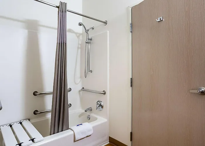 6-page, Az Hotel
