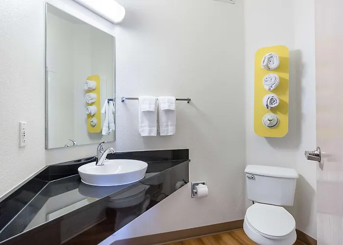 6-page, Az Hotel 4*